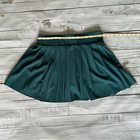 NWOT Dark Green/Teal Moa Moa Knife Pleated Skirt Size S - Picture 3 of 9